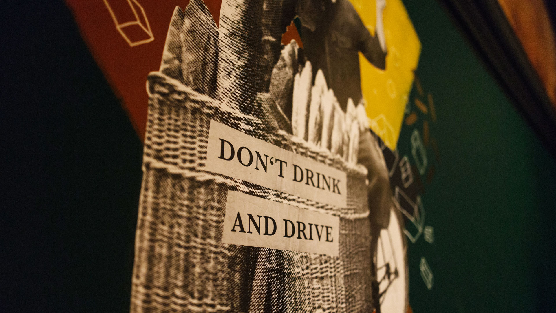 Tipsy Baker Bar Hamburg Wandbemalung Don't drink and Drive